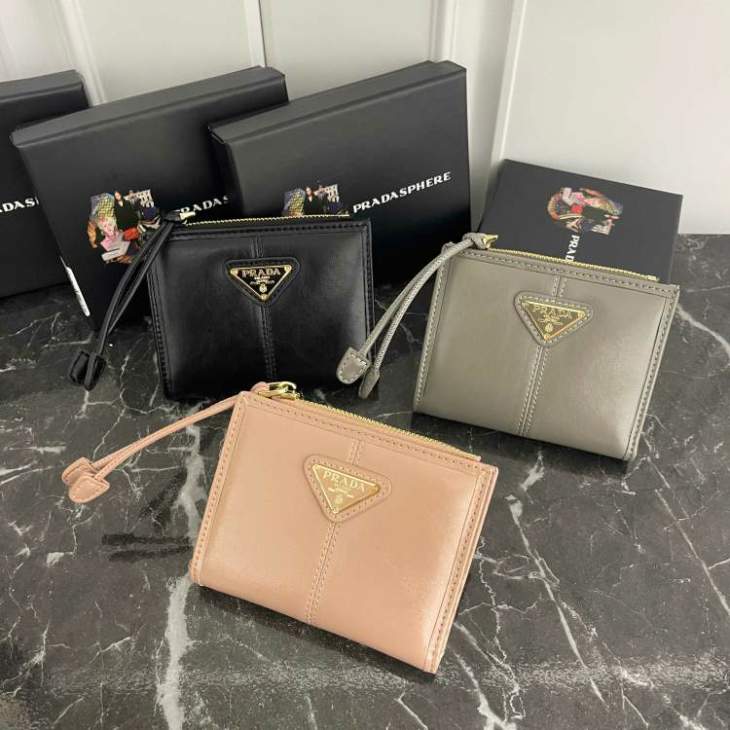 Picture of Prada Wallets _SKUfw207314945fw